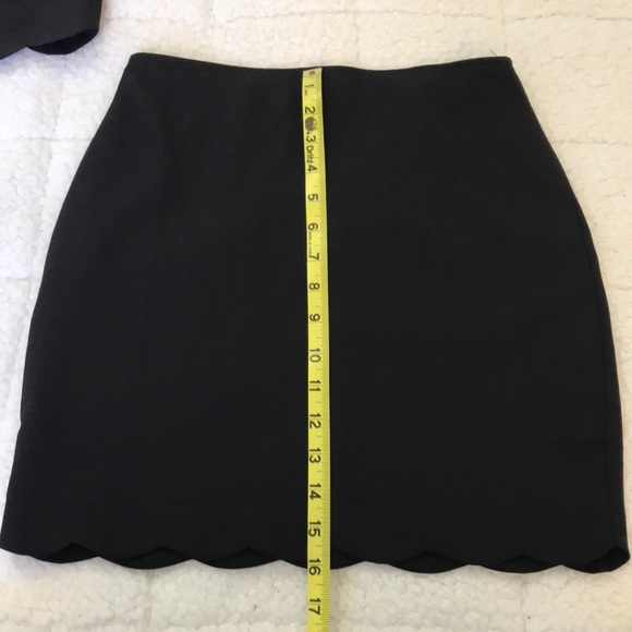 Crop top and mini skirt set - Picture 13 of 15